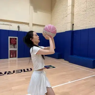 顾远德